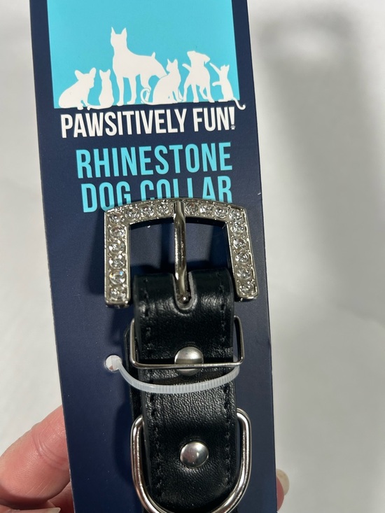 Rhinestone Bone Bling Luxury Dog Collar - Black - Picture 4 of 4